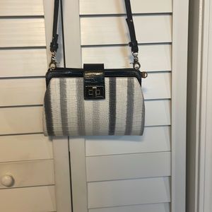 Beautiful Brahmin Vintage crossbody